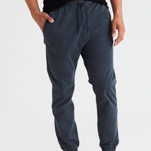 Men’s American eagle extreme flex joggers